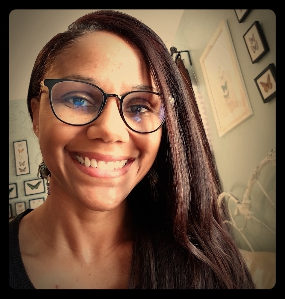 Meet your Posher, Carla